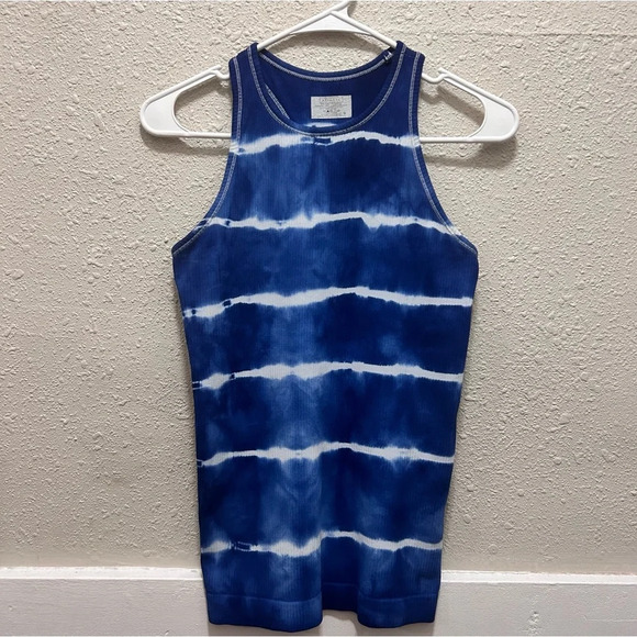 Athleta Blue and White Tie Dye Tank Top Small - Picture 1 of 3